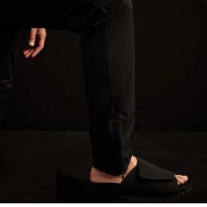 Y/OSEMITE JERSEY LINED PERFORMANCE PANT